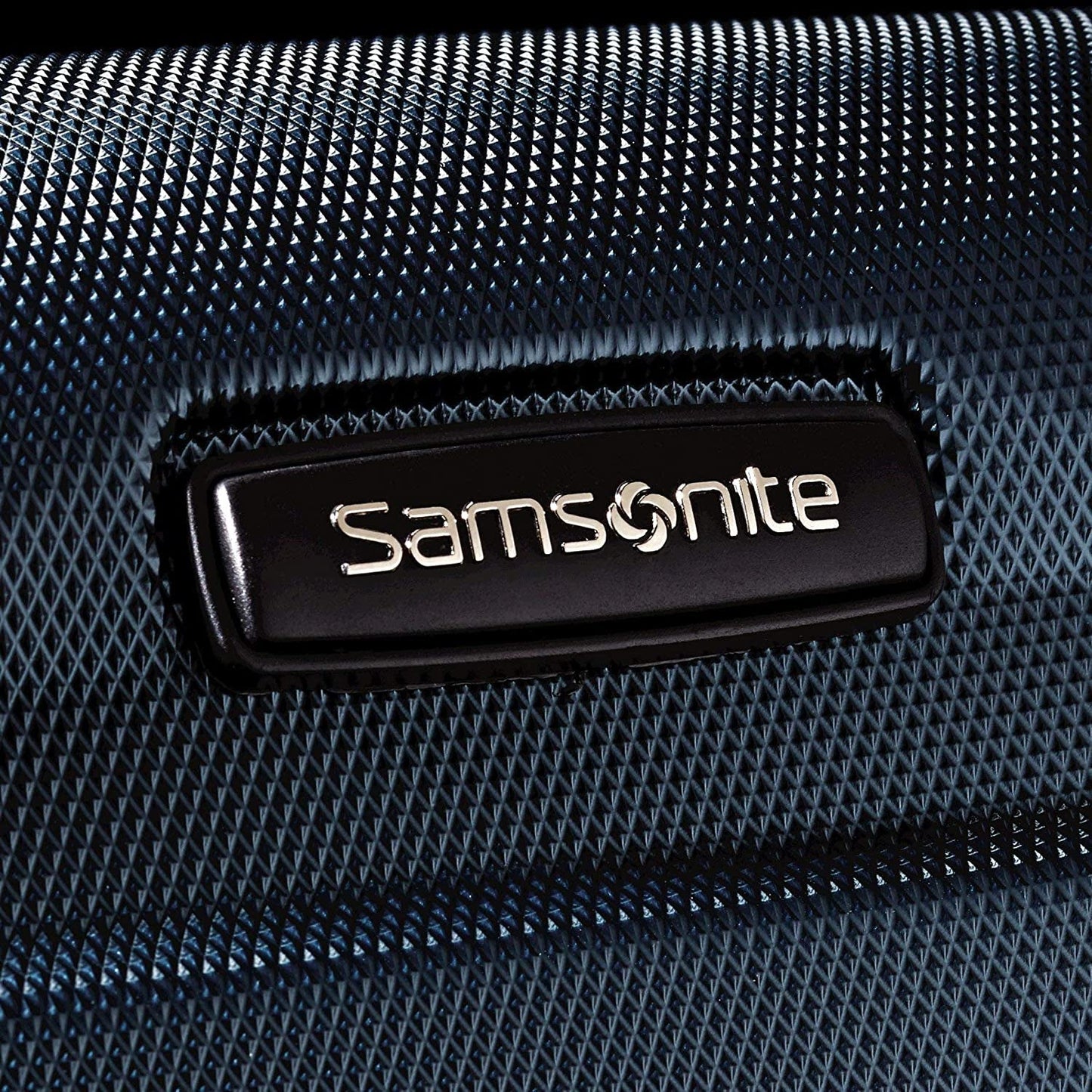 Samsonite Omni 20" Carry-On Spinner Luggage